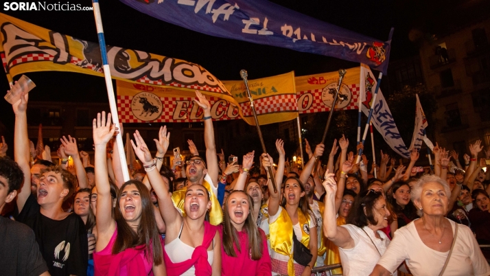 Fotos: El Pregón da el pistoletazo de salida a San Juan 2023 con miles de sorianos en la Plaza Mayor