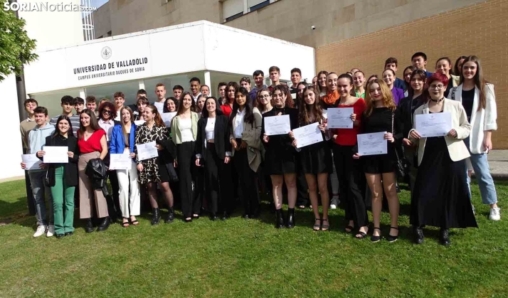 FOTOS | Medio centenar de bachilleres sorianos cumplen en sus estudios de Investigación y Excelencia