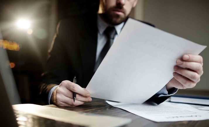 Este miércoles inician huelga indefinida los secretarios municipales interinos