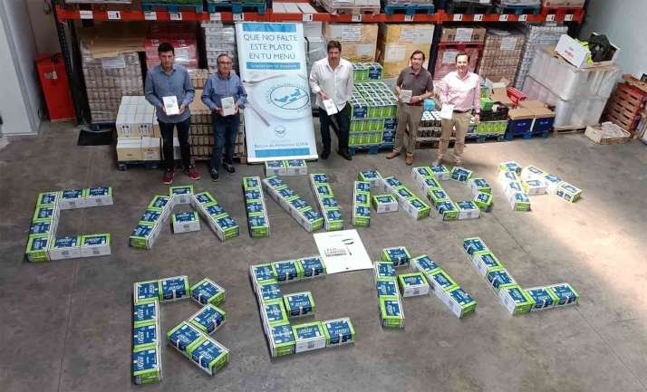 El libro ‘El eco de los llantos prohibidos’ consigue otros mil litros de leche para el BALSO 