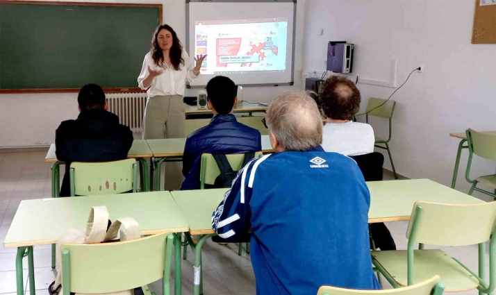 Cámara y Junta potencian el emprendimiento con formación y asesoramiento personalizado 