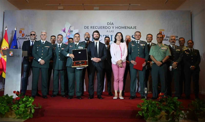 Para García-Gallardo las víctimas del terrorismo son los héroes de nuestra democracia e insta a perseguir los crímenes que no han sido resueltos en los tribunales