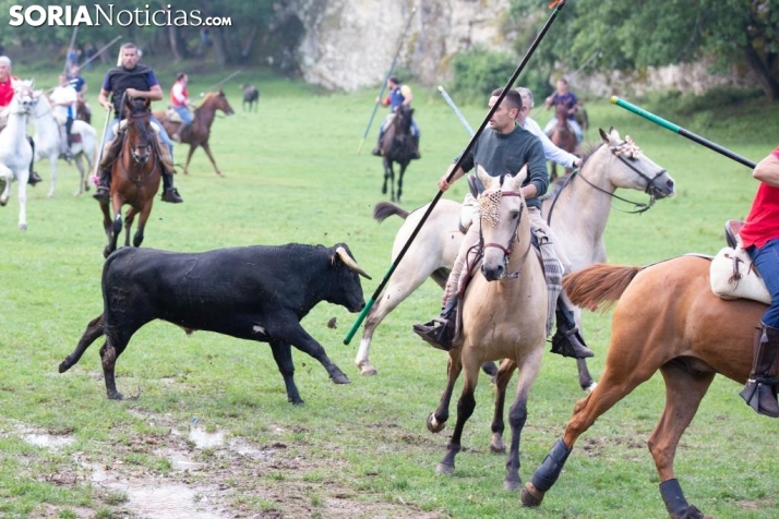 Siete novillos en una ‘Comprilla’ vibrante que ha respetado la lluvia