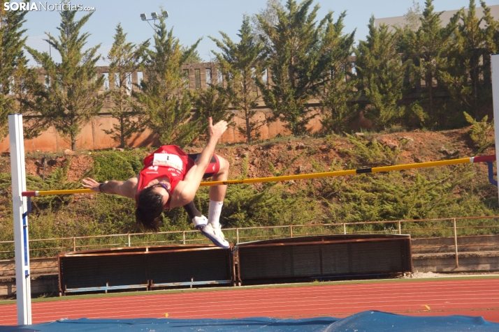 Imágenes: El atletismo soriano recuerda los valores deportivos de Diego Barranco