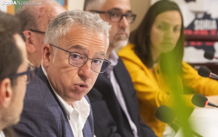 Ceña hoy en rueda de prensa.