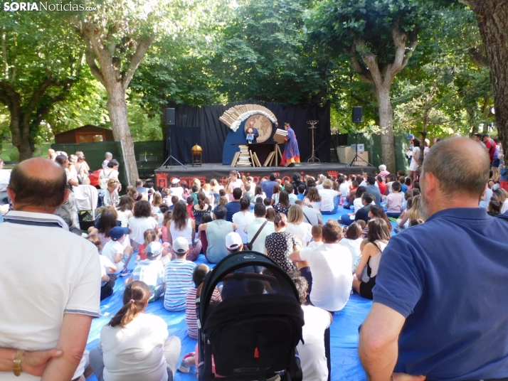 En imágenes: La Dehesa se convierte en un teatro para toda la familia