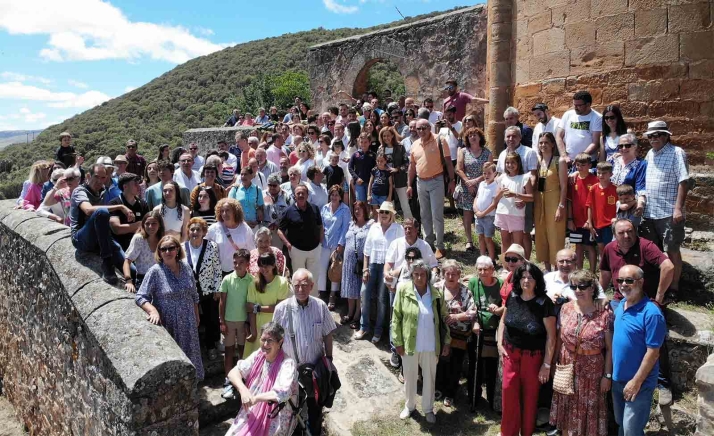 La familia Lucas Delso reúne a 175 de los suyos en Valdegeña