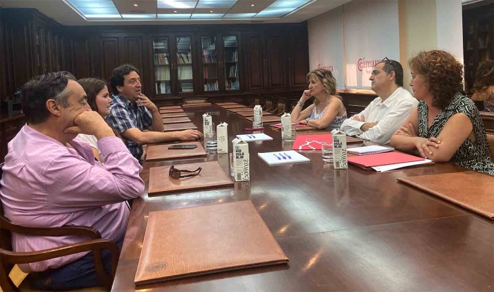 ASAJA transmite a la Cámara su preocupación por el auge de las fotovoltaicas