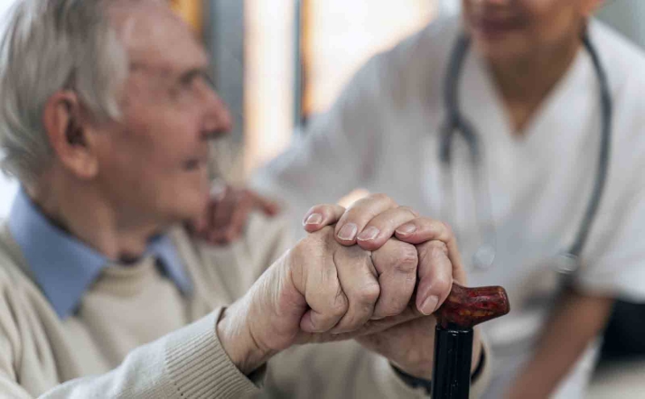 Castilla y León invertirá 0,6M€ en un sistema en la nube para garantizar el soporte al servicio de teleasistencia