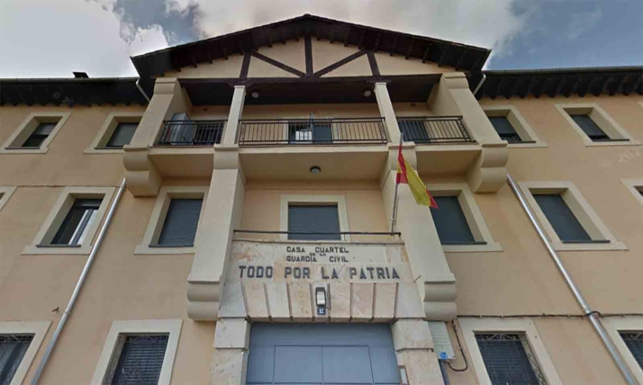 La Guardia Civil investiga la procedencia de un impacto sobre uno de sus vehículos en San Leonardo