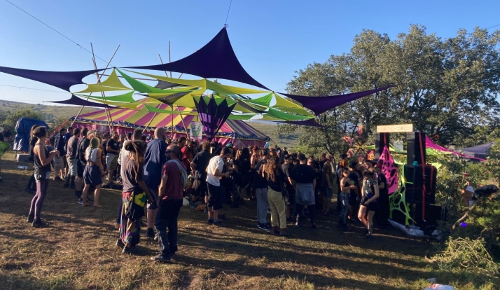 El ‘Trashumantefestival’ lo vuelve hacer y multiplica la población de Castilfrío por 30 este fin de semana