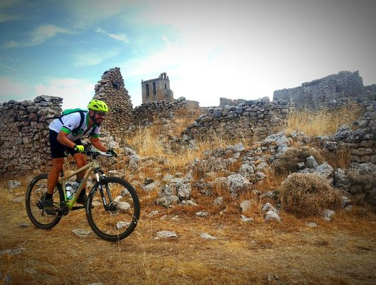 Gran ambiente y participación en la II BTT ‘Deza Resiste’