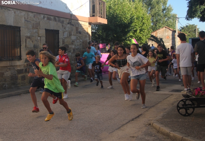 Galería de un emocionante encierro infantil en San Andrés de Soria