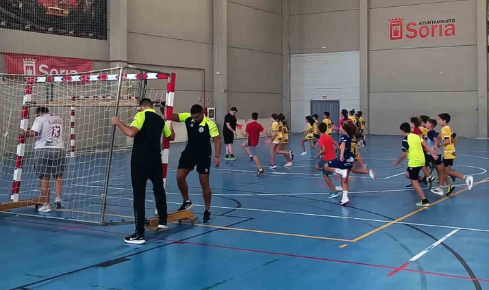 La cantera del BM Soria se pone a trabajar