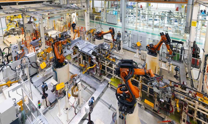 La Consejería de Industria convoca más de 2 M€ en ayudas para la adquisición de maquinaria industrial