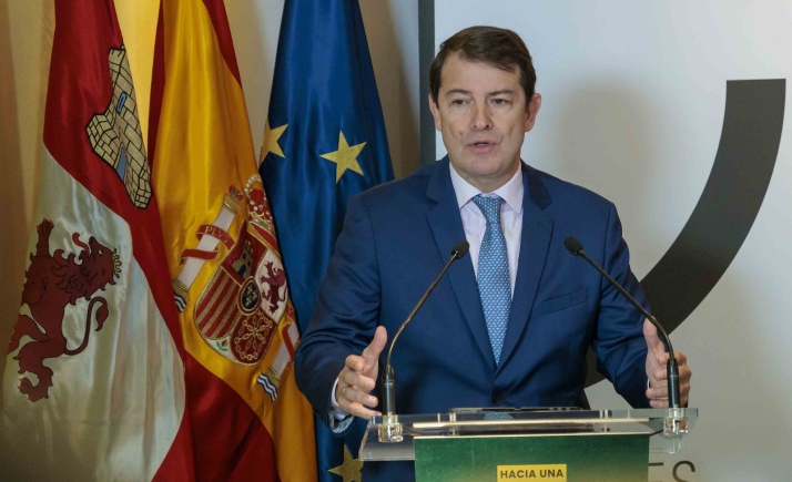 Castilla y León destina 60 M€ anuales para luchar contra la pobreza infantil