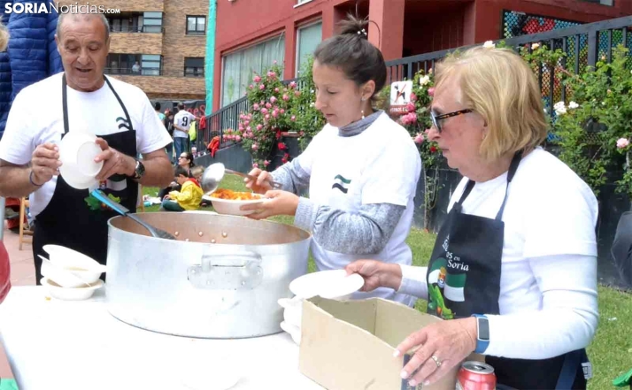 Los extremeños sorianos cocinarán migas para los jubilados de la residencia de San Pedro