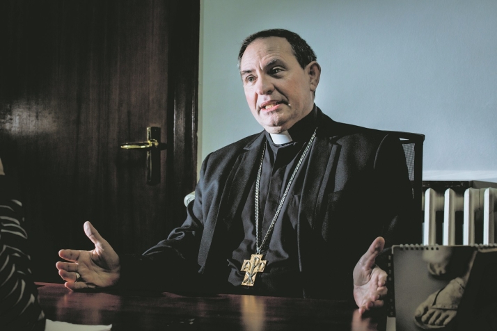 El obispo de Soria imparte una conferencia en el Casino