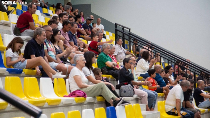 Fotos: Los mejores jugadores de pelota cesta se exhiben en Soria ante un público entregado 
