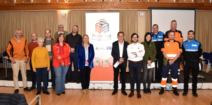 Almazán desarrolla una jornada sobre el Plan de promoción de la autoprotección