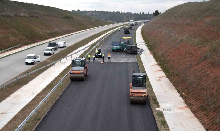 Casi 36 millones para el mantenimiento de 62 kilómetros de la A-11 y para 3 carreteras de Soria