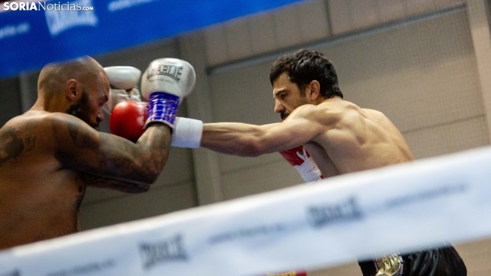 Fotos: El San Andrés se convierte en un rin de boxeo y acoge una velada con deportistas de primer nivel