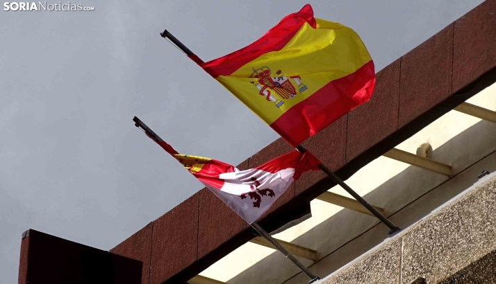 Continúan los fuertes vientos