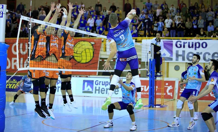 Grupo Herce Soria, contundente ante un exigente Pamesa Teruel Voleibol