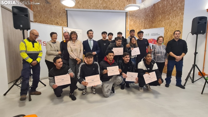 Fotos: Empleo y formación se vuelven a unir en AFE DUERO para la rehabilitación de viviendas municipales