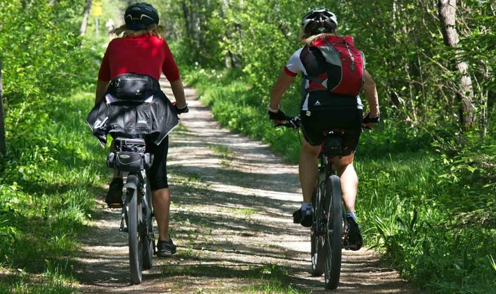 Castilla y León promociona en INTUR el circuito para bicicletas de montaña Zona Alfa León a través de realidad virtual