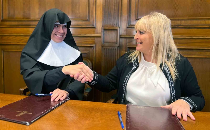 La Diputación mantiene su apoyo a la labor de la residencia Santa Cristina, en El Burgo