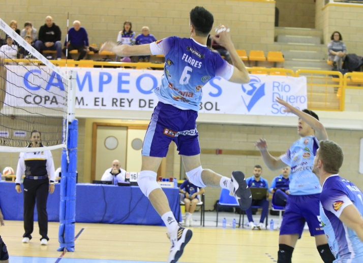 Flores y Villalba, doblete del Grupo Herce en el equipo ideal de la Superliga Masculina