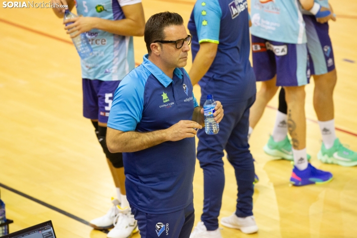 Toribio confirma que el Grupo Herce todavía no piensa en Europa y firma la victoria ante el Villena-Petrer