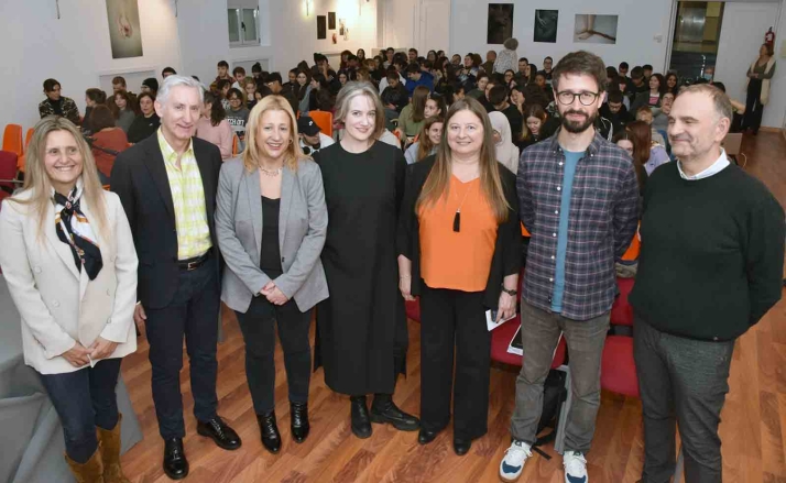 Curiositas, lema común para Únicos 2023, hoy en la Escuela de Arte de Soria