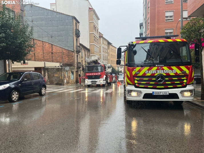 Susto en el centro de Soria ante la caída de varias tejas