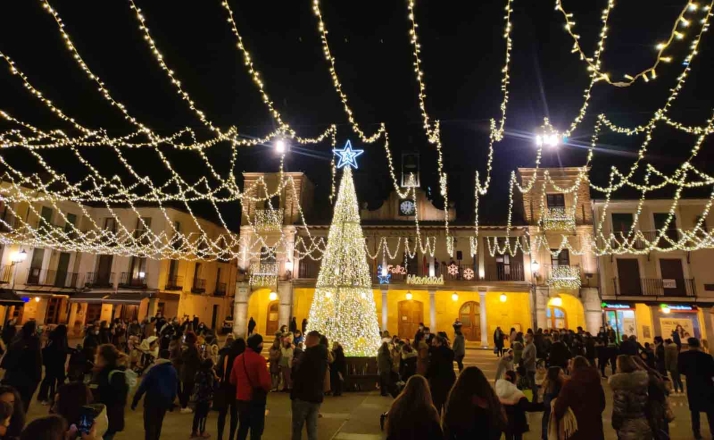 El Burgo enciende la Navidad este martes 