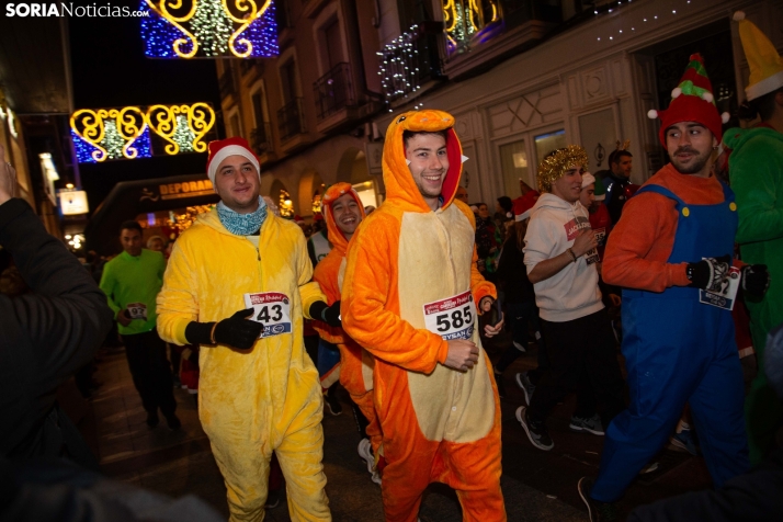 Estos fueron los disfraces más originales de la Carrera de Navidad