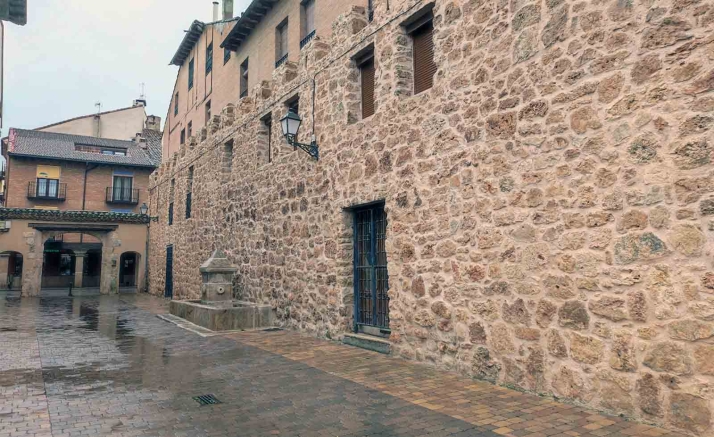 El Burgo recibe fondos de Castilla y León para trabajos en la muralla