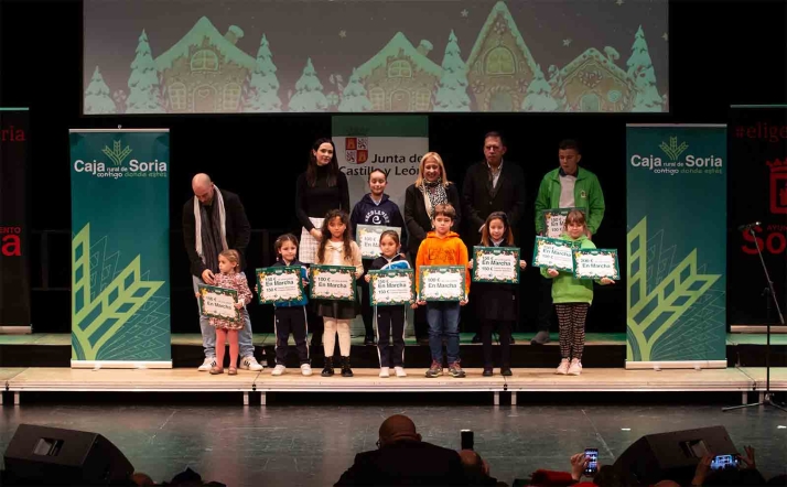 Estos son los premiados en el concurso Peque Postal Navideña de Caja Rural