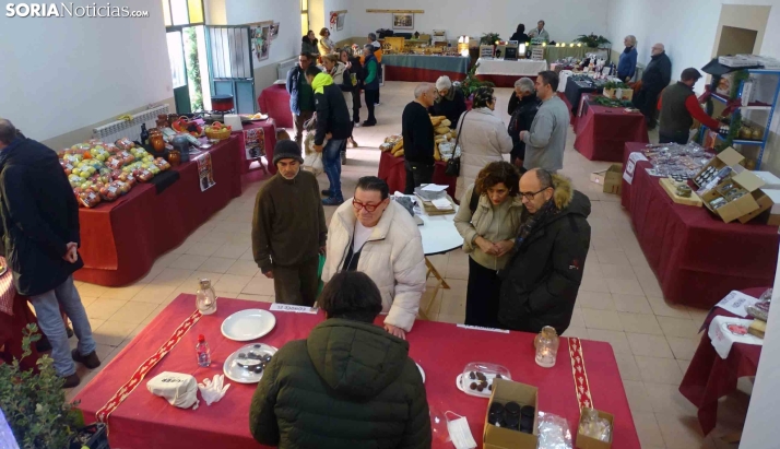 GALERÍA y CRÓNICA | San Andrés de Soria muestra su potencial agroalimentario y artesano con su feria navideña