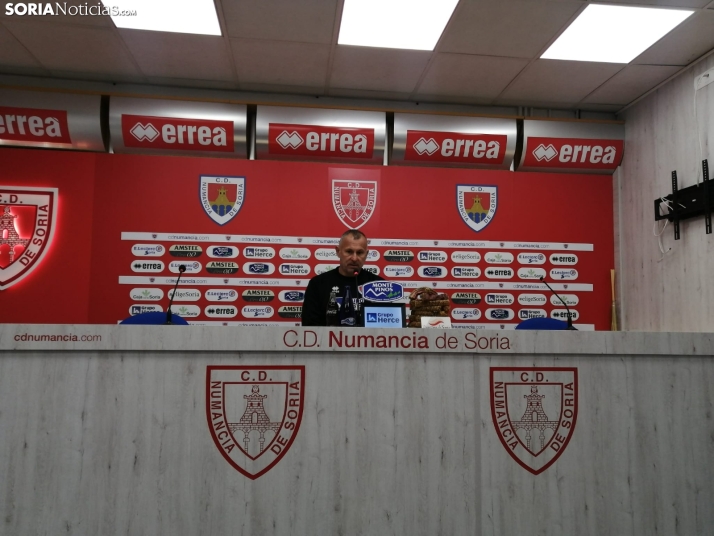 Javi Moreno: El Ursaria va a ser un rival difícil y complicado, pero nosotros tenemos que hacer lo posible por ganar el domingo