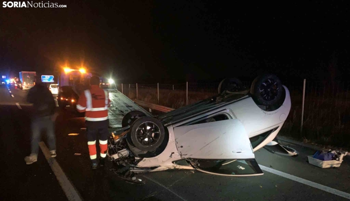 Dos heridos por un accidente múltiple en la A-15