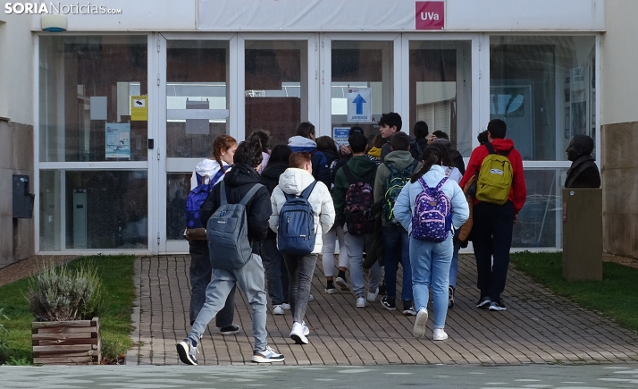 Soria Ya muestra su preocupación por el futuro del Grado de Relaciones Laborales en el Campus