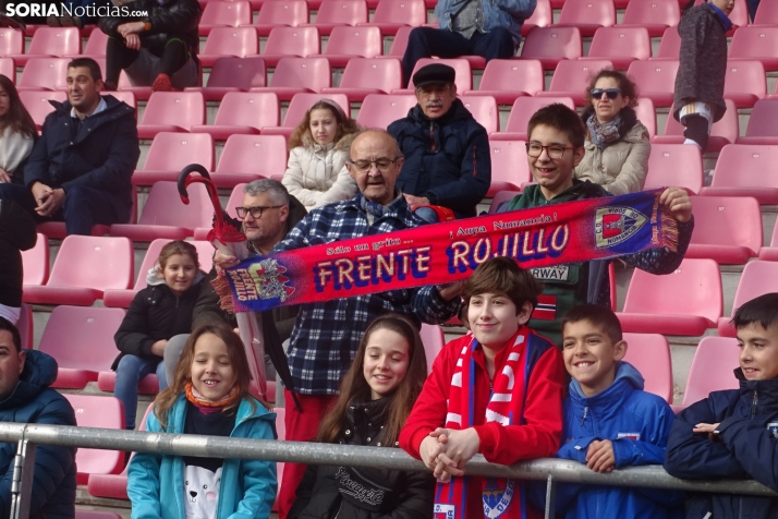 Fiesta, entradas para el domingo y regalos en el entrenamiento del Numancia