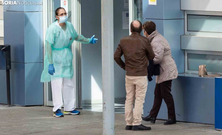 Castilla y León publica la orden ministerial para el uso obligatorio de mascarilla en centros asistenciales