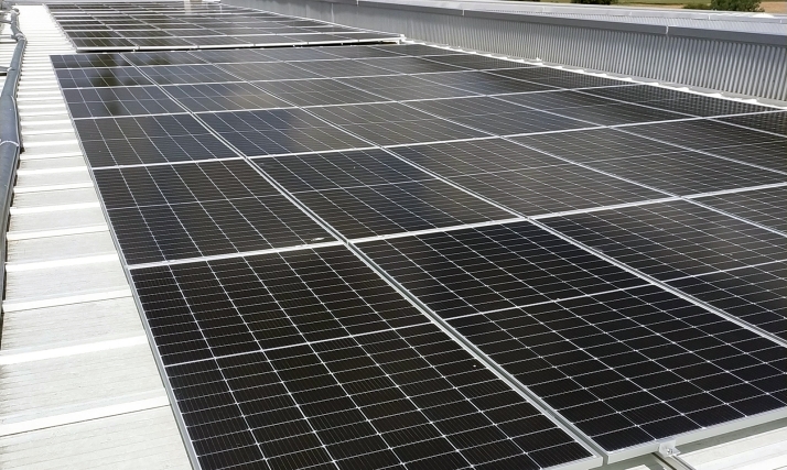 La Diputación dota a sus dos residencias y al museo de Cuevas de Soria con energía renovable