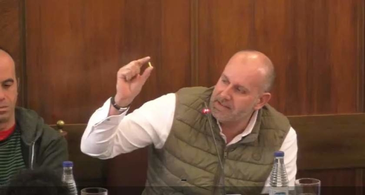 Hoy vamos a votar con las balas en la mesa: El aforado de Vox en la Diputación de Zamora se expresa en el debate sobre Bildu en Pamplona