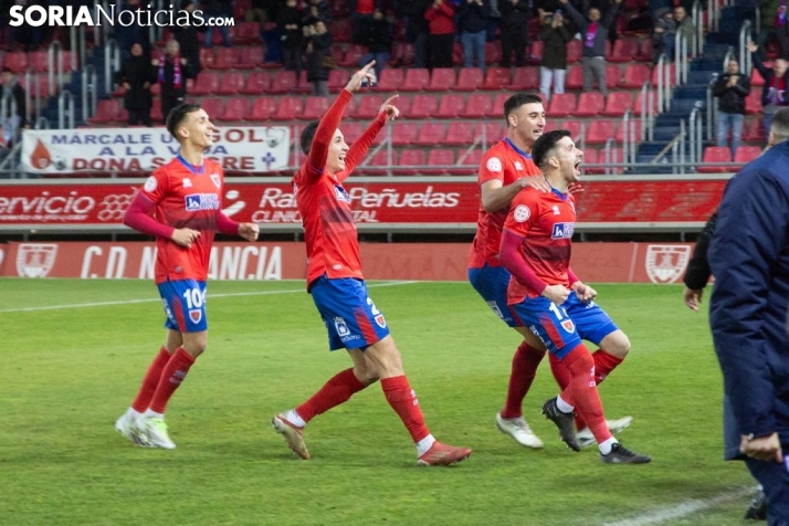 Numancia 3-1 Segoviana: Los sorianos celebran los 25 años de Los Pajaritos por todo lo alto