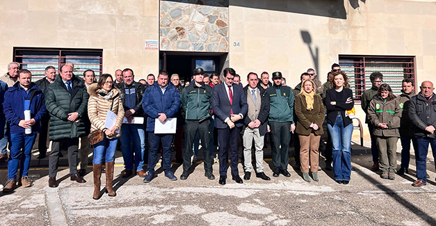 Concentraciones en Soria por los guardias civiles asesinados en Barbate
