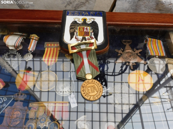 11 piezas únicas que puedes encontrar en el mercado de antigüedades de El Burgo y que no te imaginas